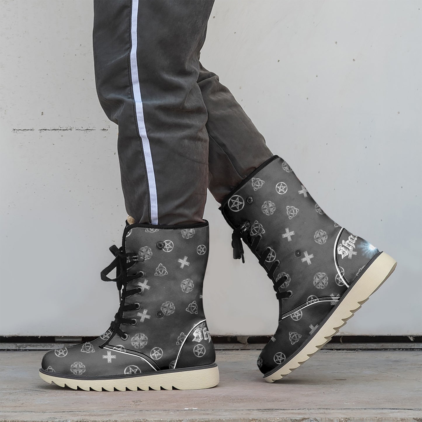 Wicca Boots with Fur lining